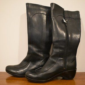 Merrell Black Boot, Angelic Peak, Womens Size 7